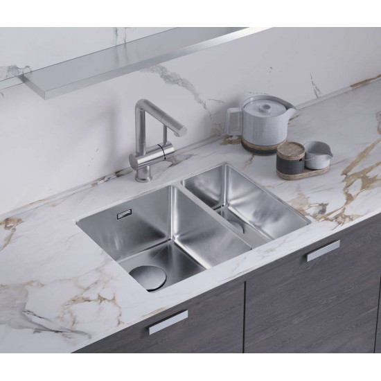 Кухонная мойка OMOIKIRI TAKI 58-2-U/IF нержавеющая сталь