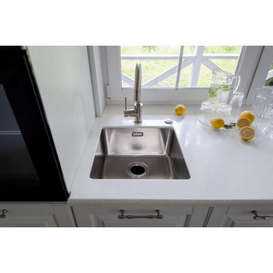 Кухонная мойка OMOIKIRI TADZAVA 44-U/I-IN Quadro нержавеющая сталь