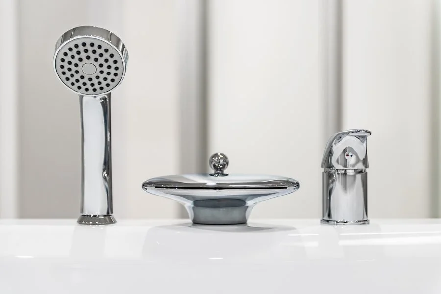 Смеситель для ванны Ravak Rosa на 3 отверстия X07P003